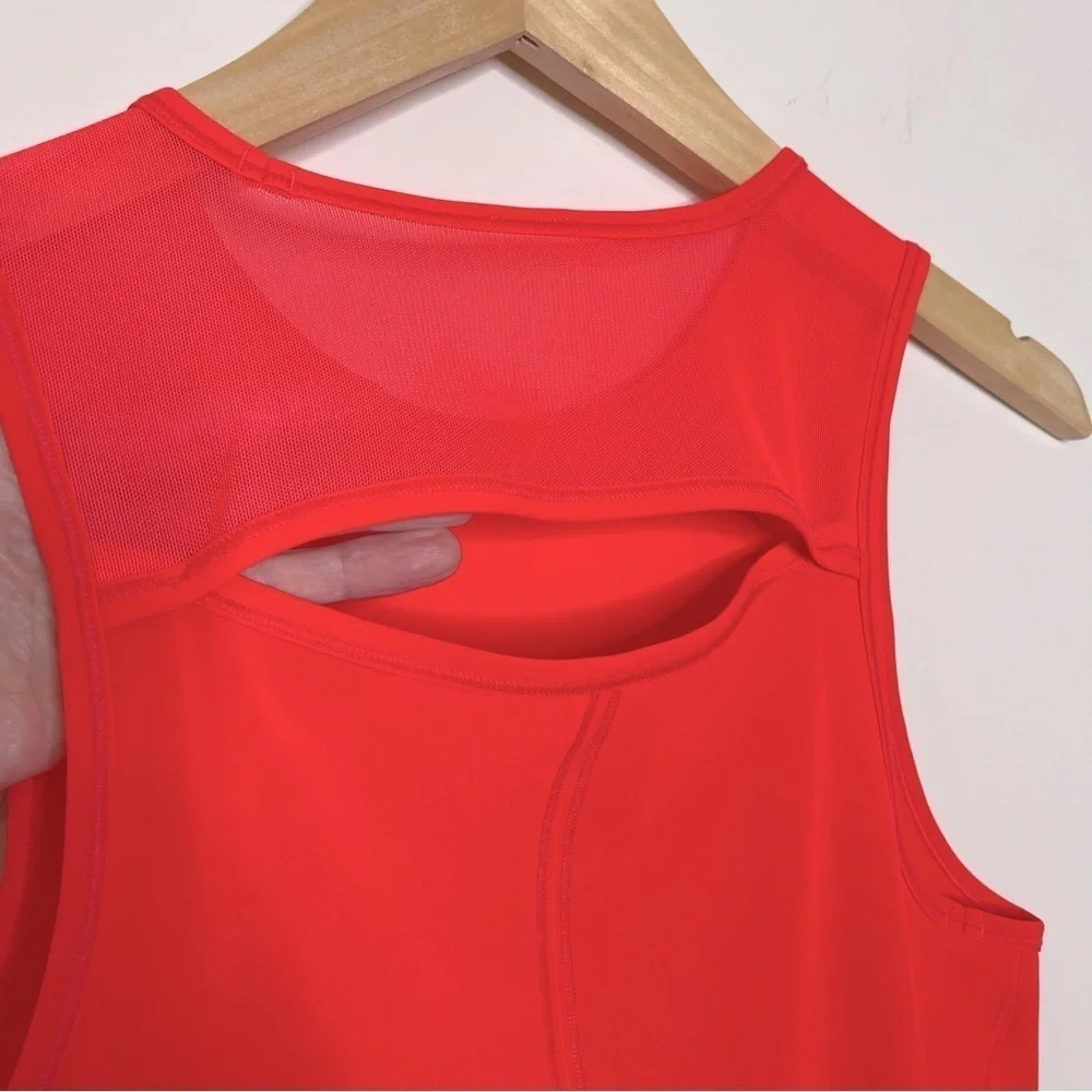 Lululemon Sculpt Tank Top with Reflective Details Size 4 running yoga